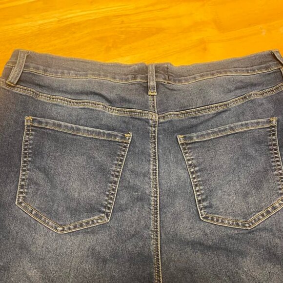 Fashion Nova Jeans Women's 18 Plus - Picture 2 of 3